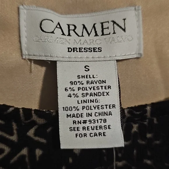 Carmen Valvo Nude & Black Lace Dress - Picture 6 of 9